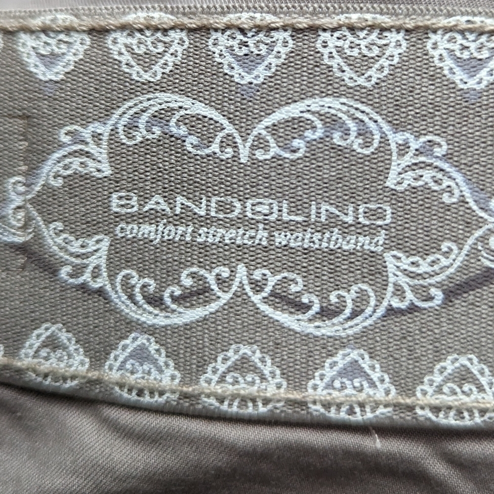 Bandolino NWOT Capri Pants Sz 6 - Picture 4 of 12